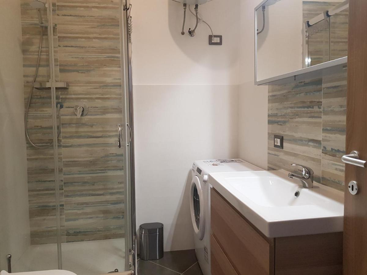 סאבונה Karina, To The Beach With Terrace And Private Parking מראה חיצוני תמונה