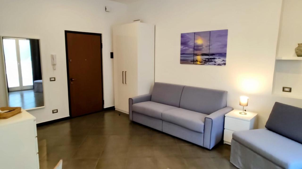 סאבונה Karina, To The Beach With Terrace And Private Parking מראה חיצוני תמונה